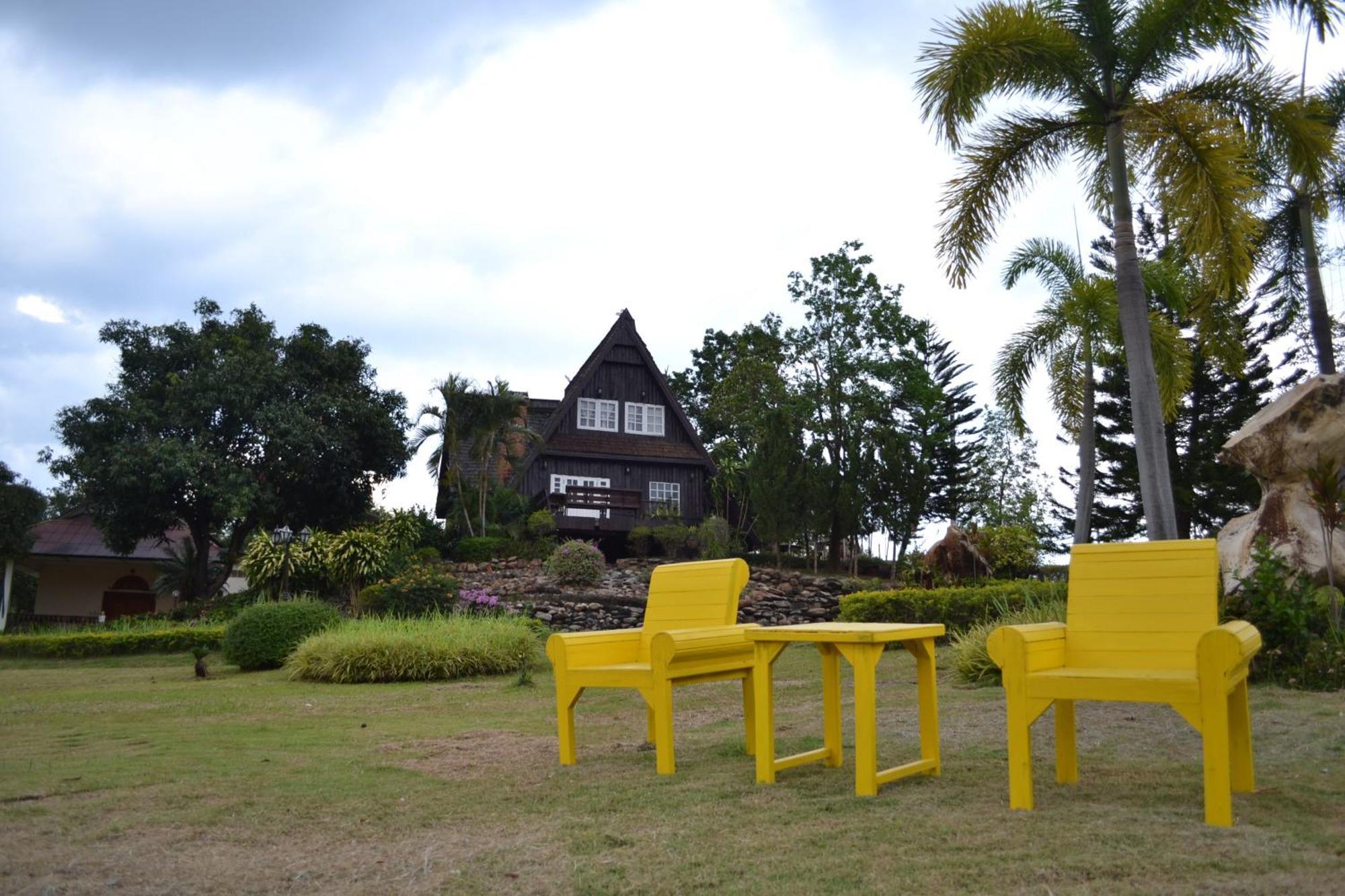 Touch Star Resort - Doi Inthanon Chom Thong Buitenkant foto
