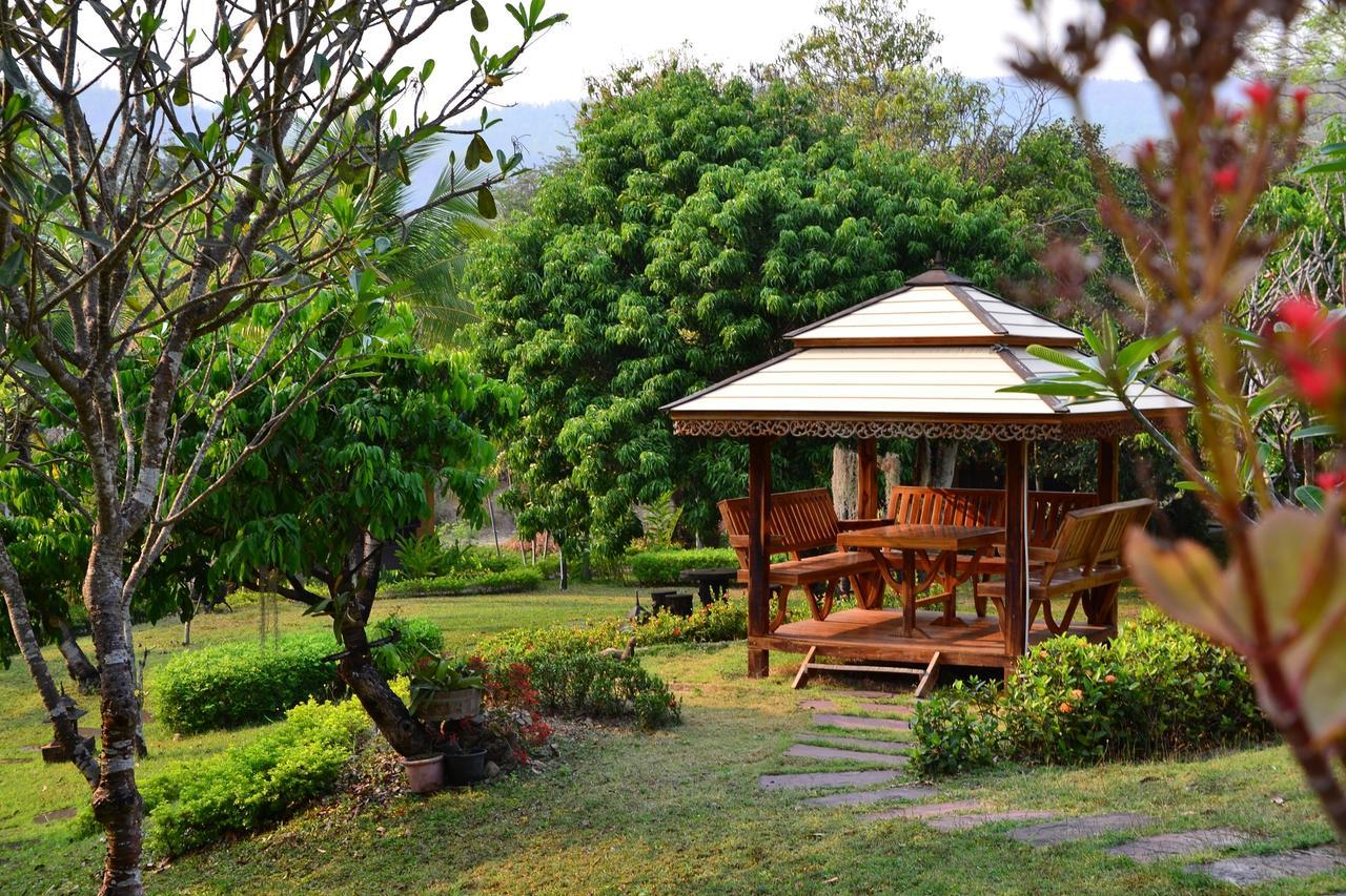 Touch Star Resort - Doi Inthanon Chom Thong Buitenkant foto