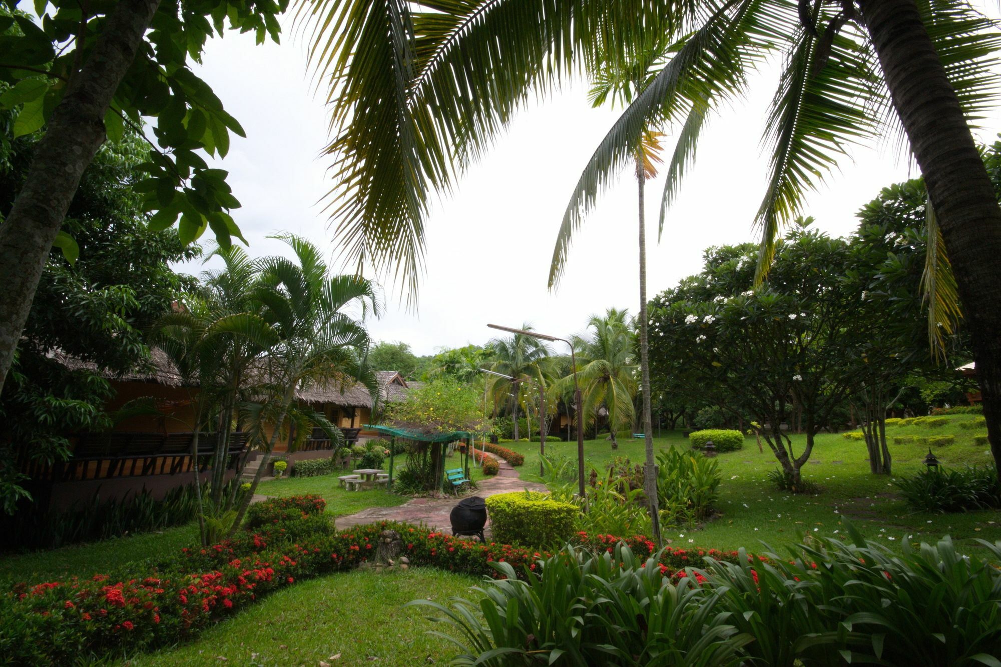 Touch Star Resort - Doi Inthanon Chom Thong Buitenkant foto